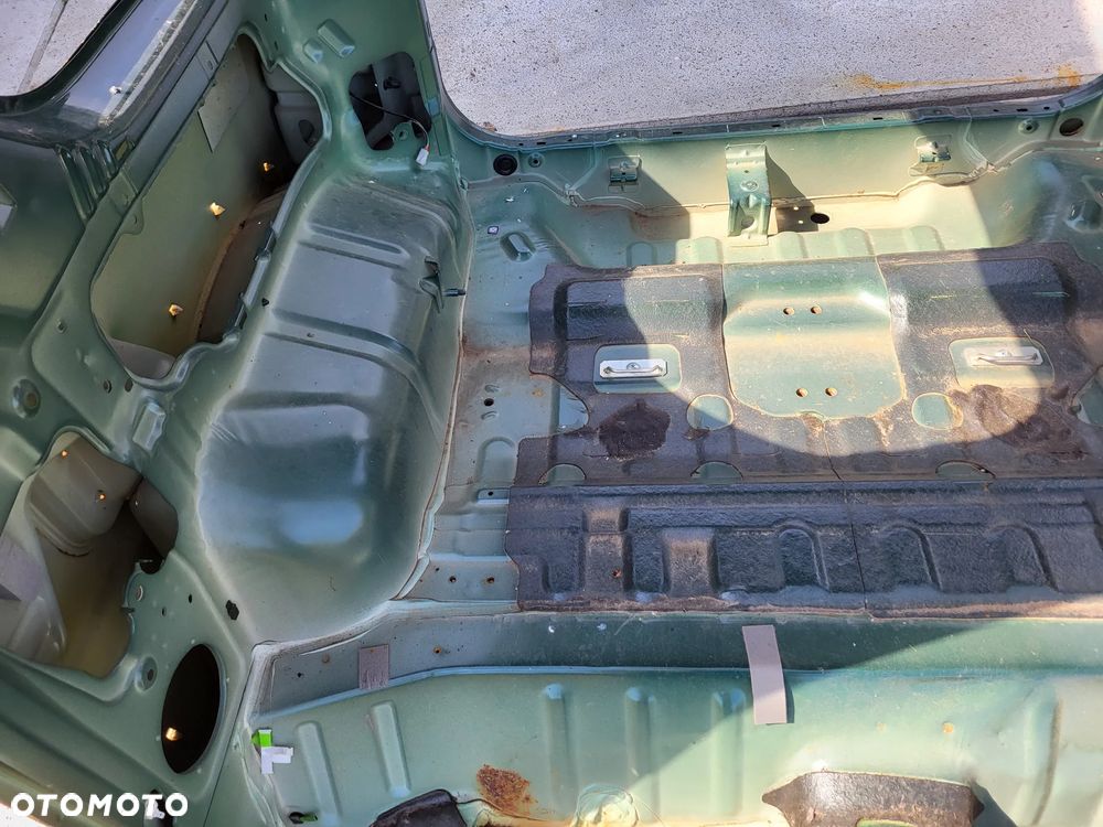 Suzuki Jimny Podłoga Bagażnika Błotnik Pas Tylny - 20