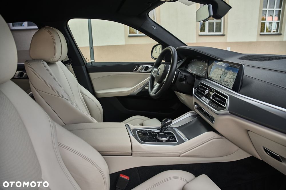 BMW X6 xDrive30d mHEV - 29