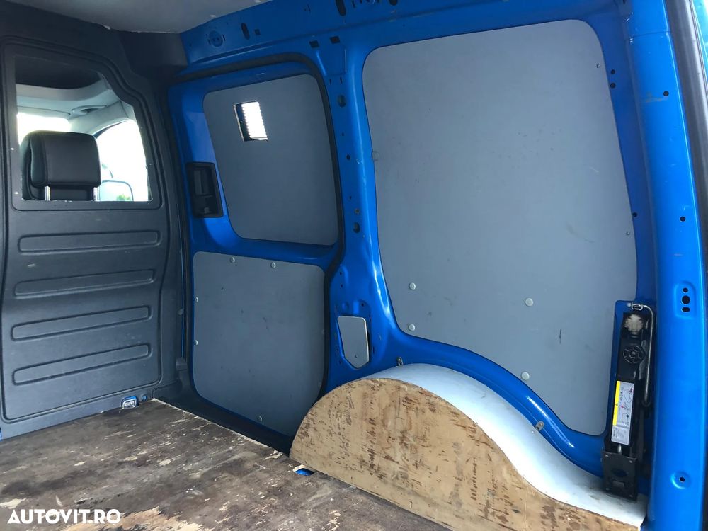Volkswagen Caddy 2.0 TDI DSG 102cp - 27