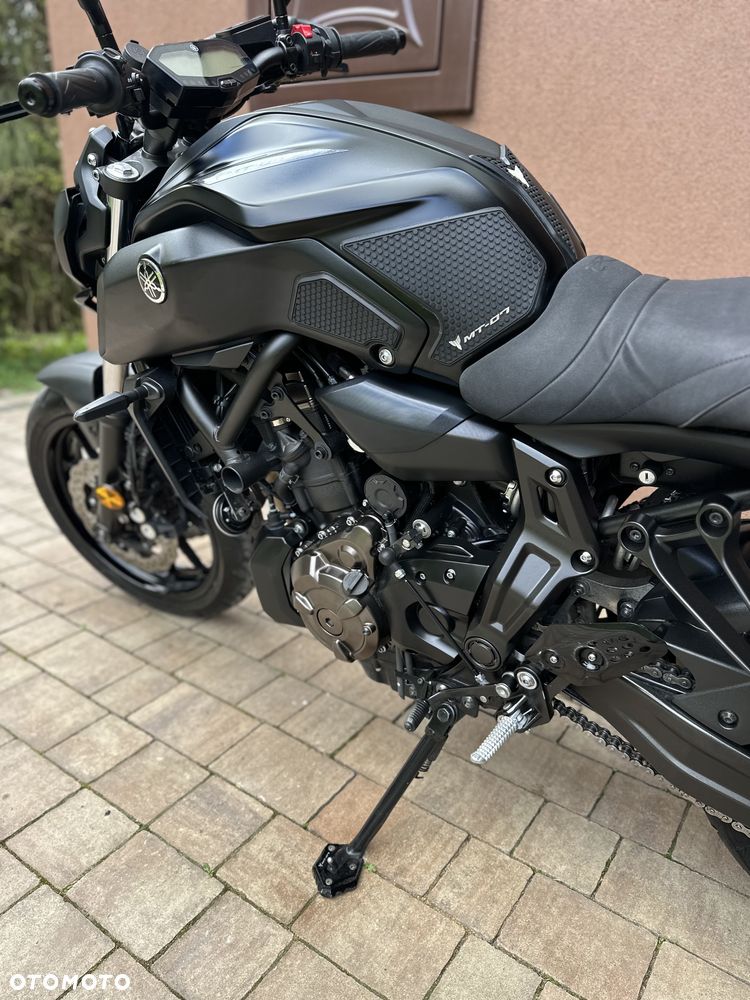 Yamaha MT - 32