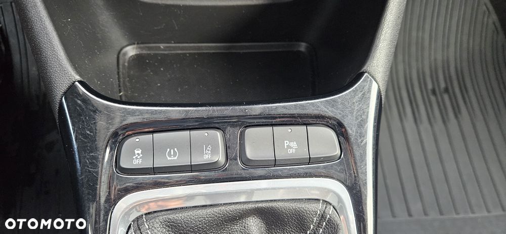 Opel Crossland X 1.2 Innovation - 19