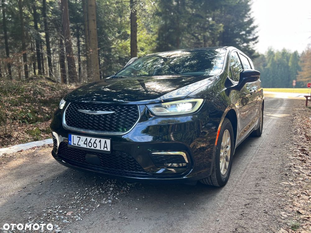 Chrysler Pacifica - 10