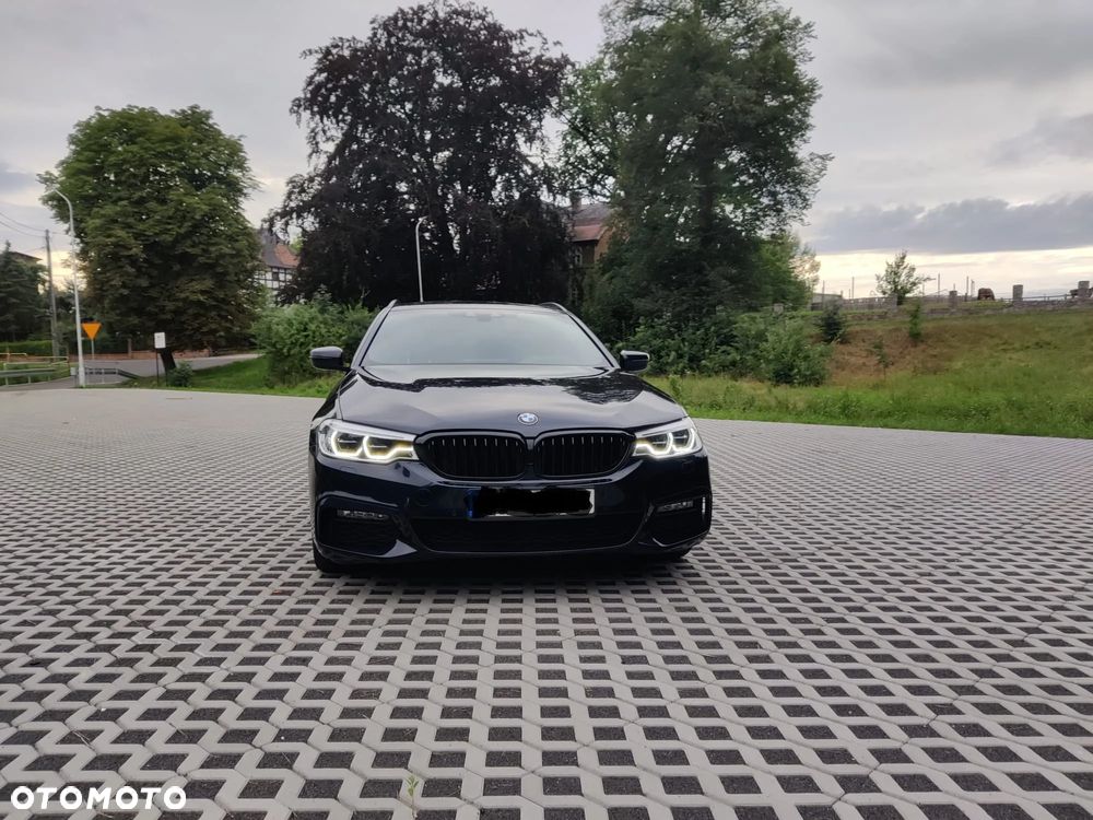 BMW Seria 5 520d Touring M Sport Edition - 11