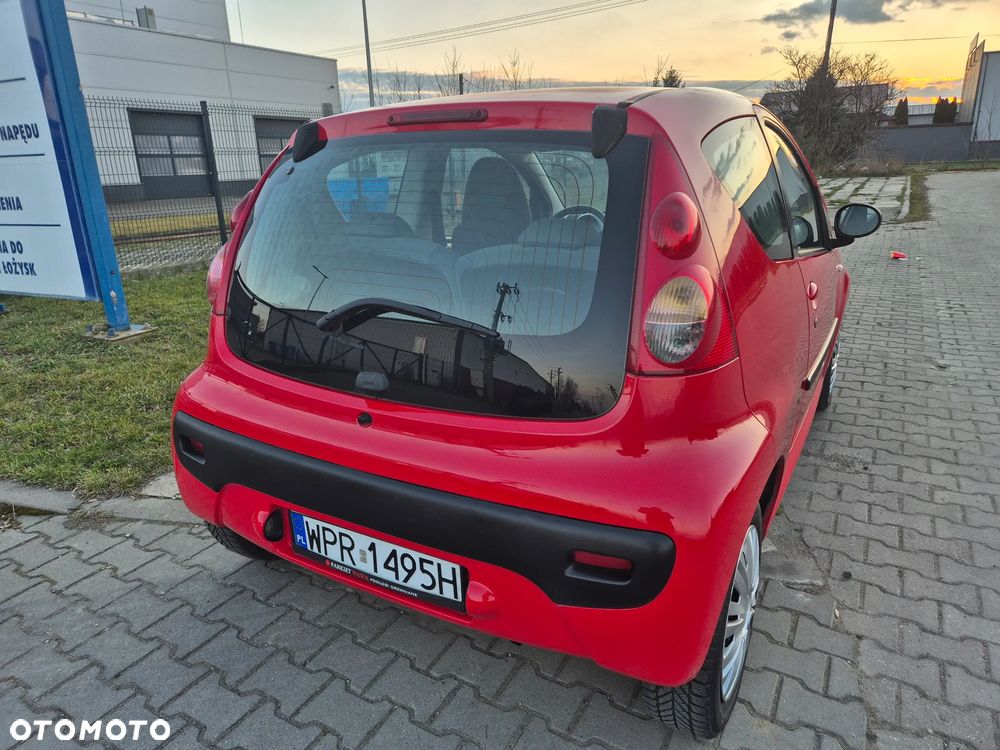 Peugeot 107 1.0 Trendy - 14