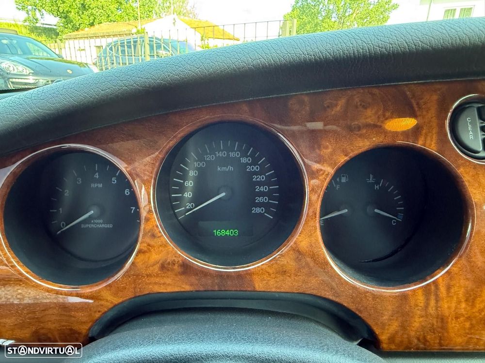 Jaguar XK XKR 4.0 Convertible - 29