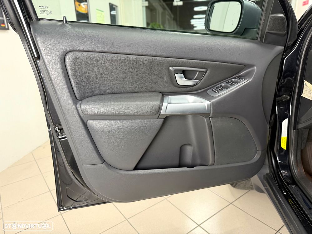 Volvo XC 90 2.4 D5 5L Nivel 3 Geartronic - 14