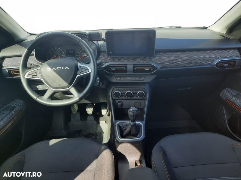 Dacia Sandero - 11