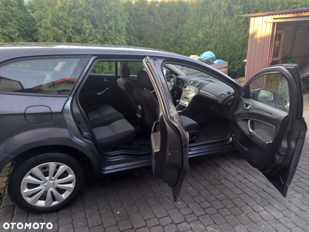 Ford Mondeo - 13