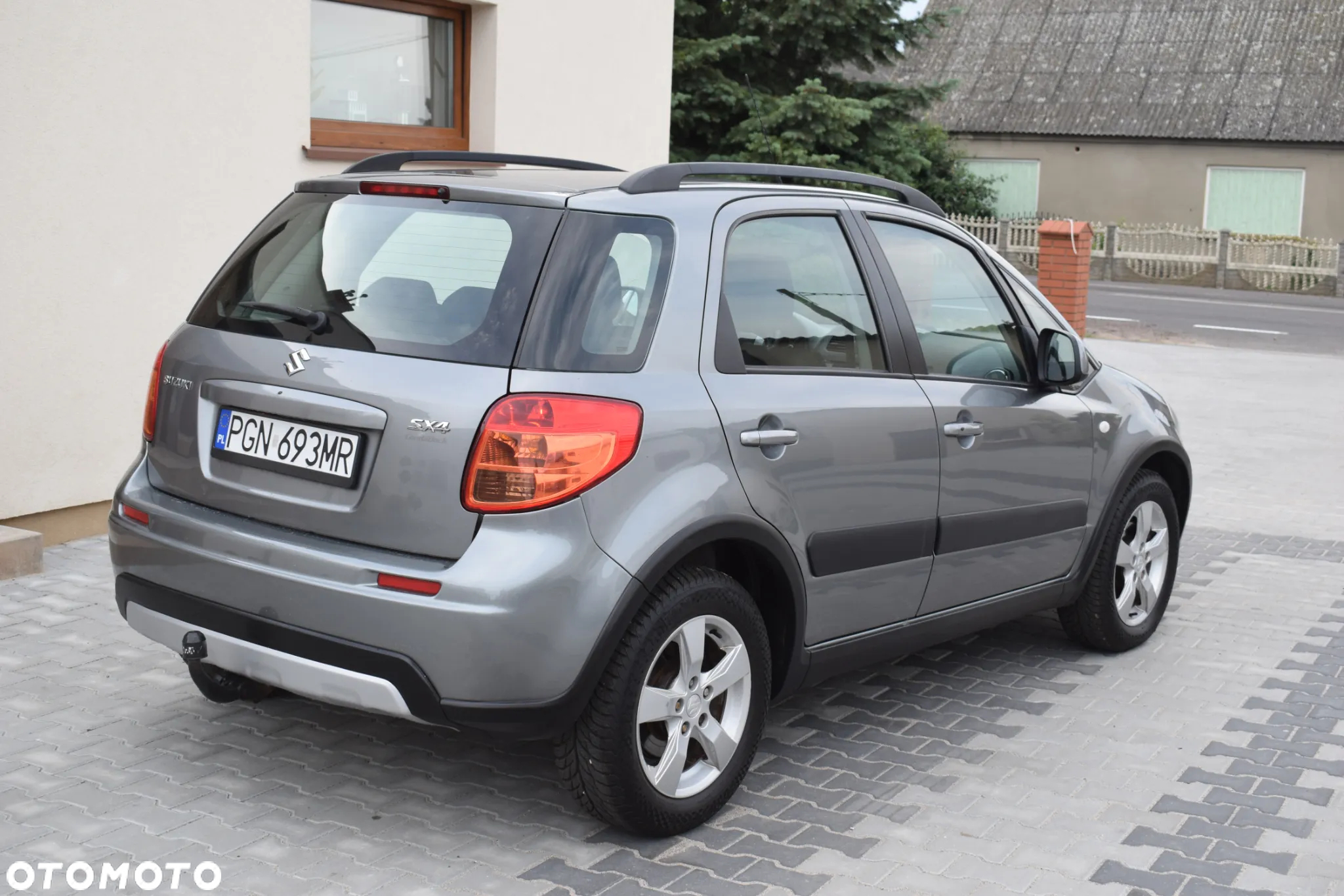 Suzuki SX4 1.6 Premium - 16