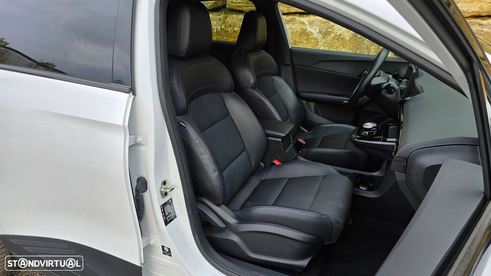 MG MG4 64 kWh Luxury - 46