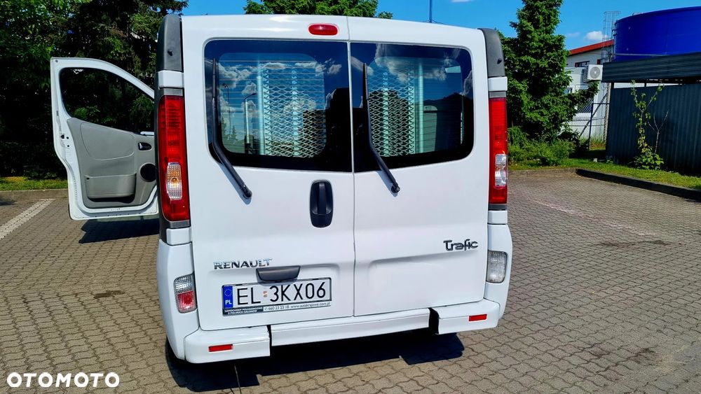 Renault Trafic - 22