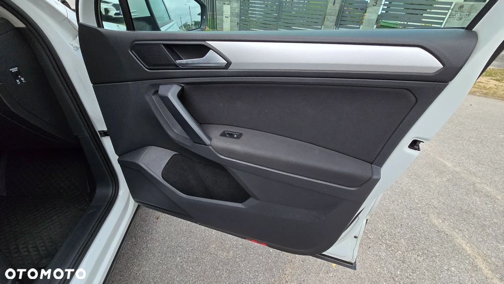 Volkswagen Tiguan 2.0 TDI BMT SCR Comfortline - 22