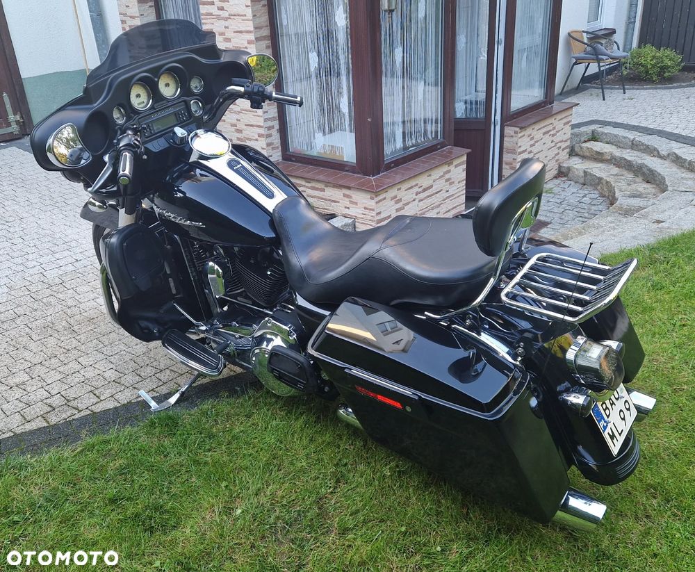 Harley-Davidson Touring Street Glide - 1