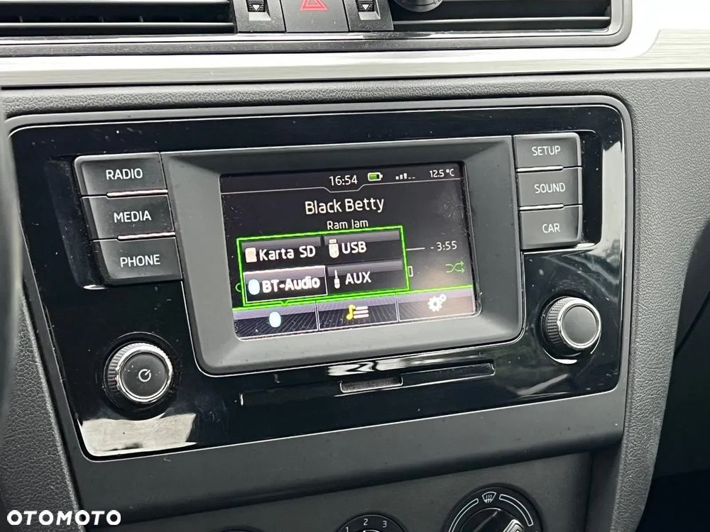 Skoda RAPID 1.4 TDI DPF Style DSG - 21