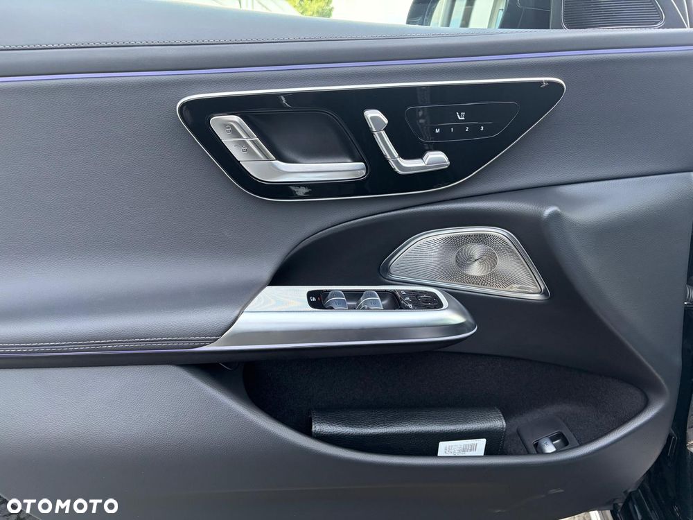 Mercedes-Benz Klasa E 220 d 4Matic 9G-TRONIC Edition AMG Line - 12