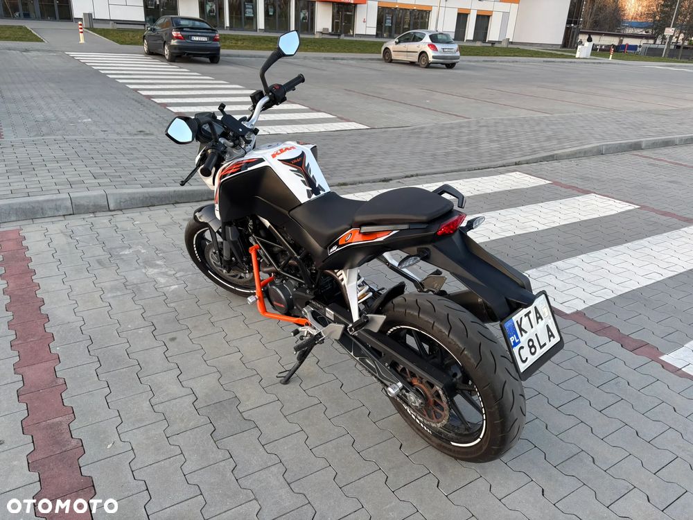 KTM Duke - 4