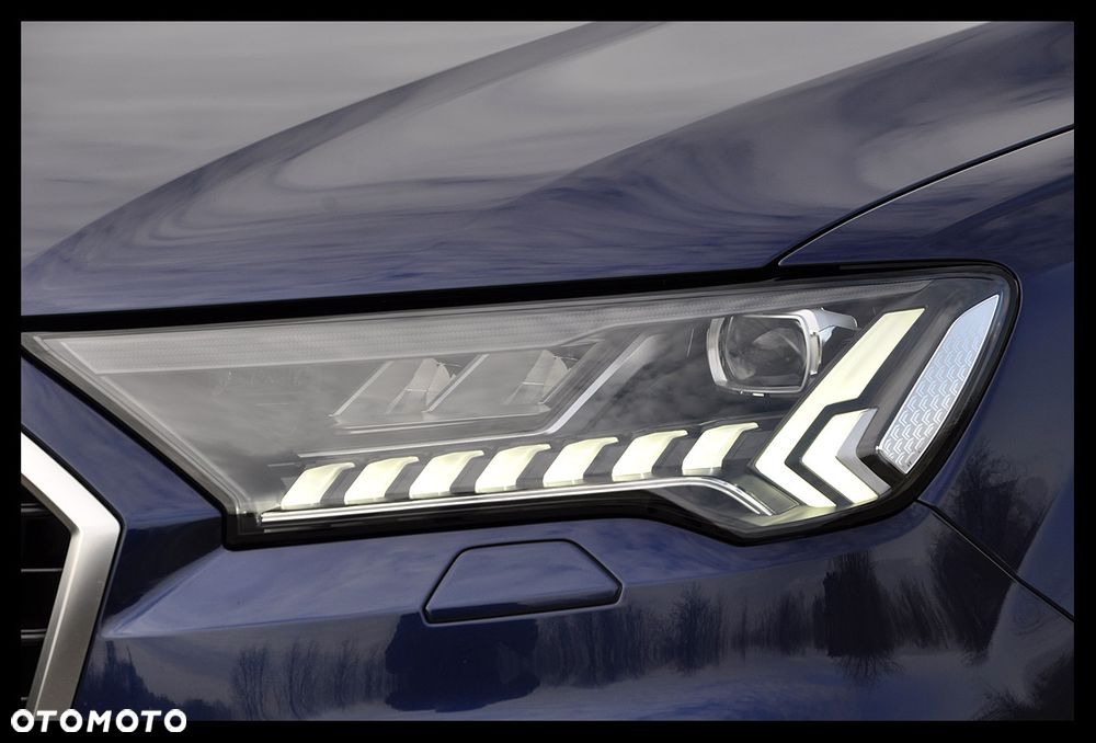 Audi Q7 - 11