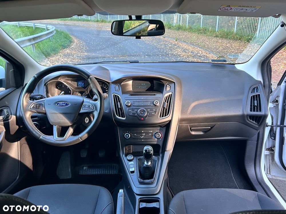 Ford Focus 1.5 TDCi Trend - 8