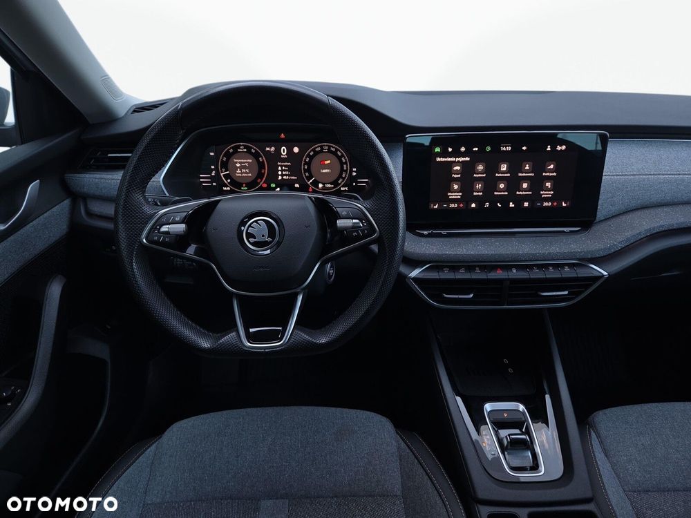 Skoda Octavia 1.5 TSI mHEV Selection DSG - 9