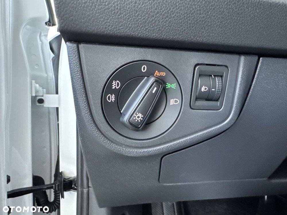 Volkswagen Polo - 34