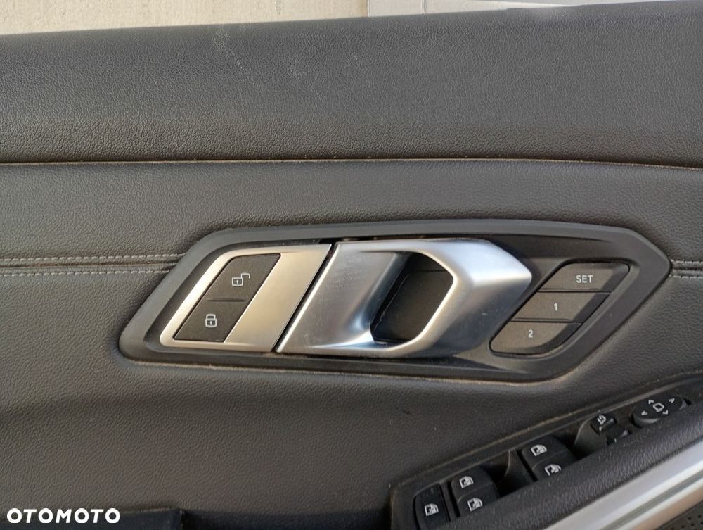 Boczek Drzwi Lewy Przód Skóra Tapicerka Panel Szyb Bmw 3 G20 G21 Europa - 7