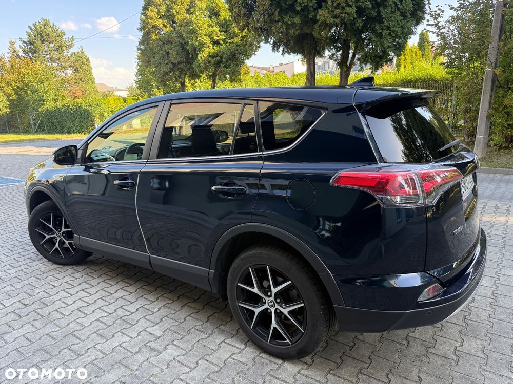 Toyota RAV4 - 12