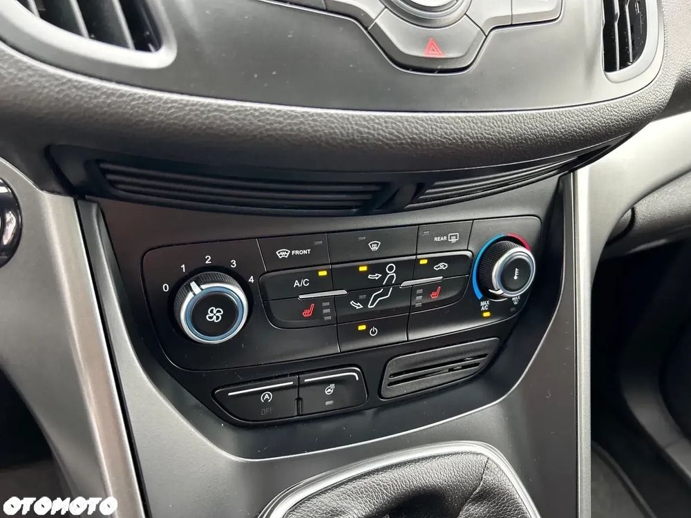 Ford Kuga 1.5 EcoBoost 2x4 Black & Silver - 20