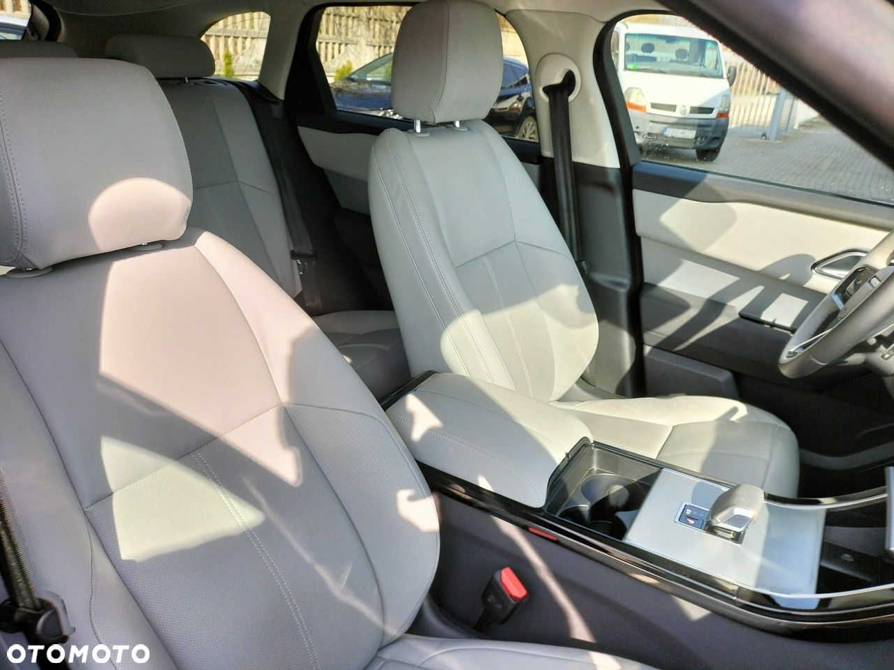 Land Rover Range Rover Velar - 21
