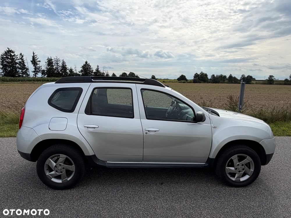 Dacia Duster 2011 photo 3