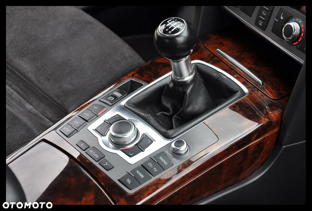 Audi A6 2.4 Quattro - 35