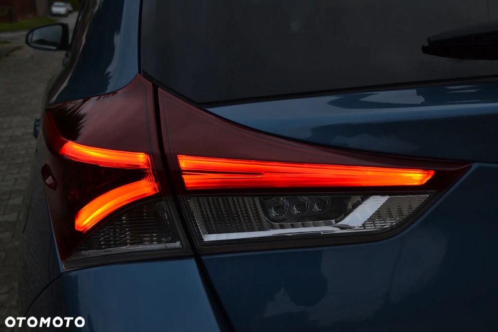 Toyota Auris - 26