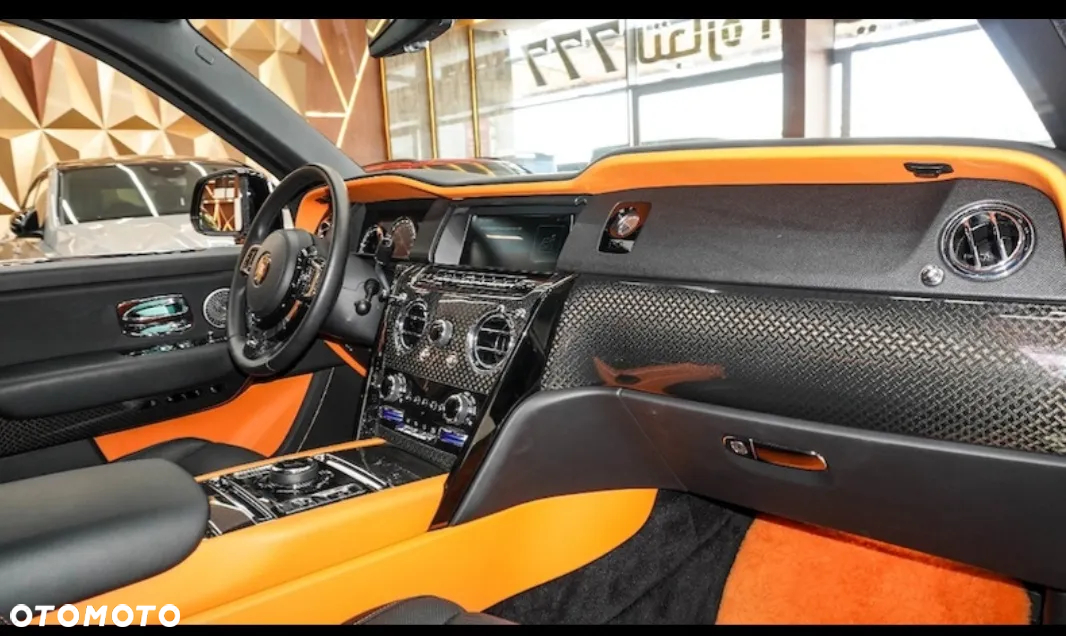 Rolls-Royce Cullinan Black Badge - 13