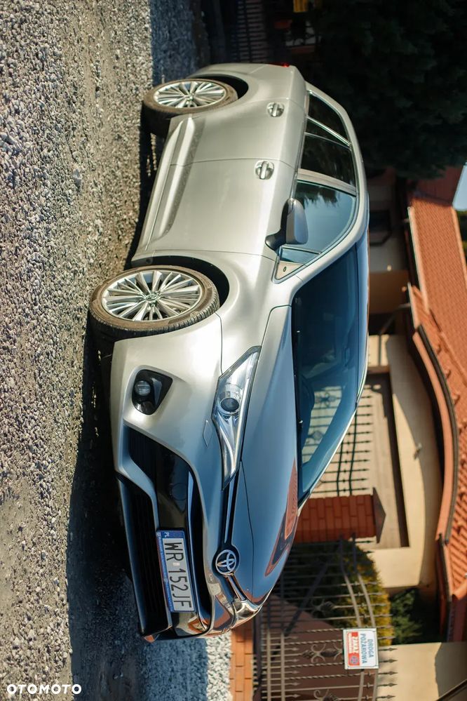 Toyota Avensis 1.8 Executive - 18