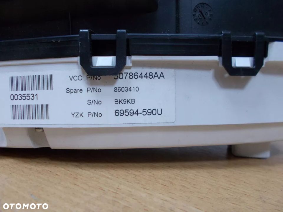 Licznik zegary Volvo S80 V70 XC70 EU 30786448AA - 6