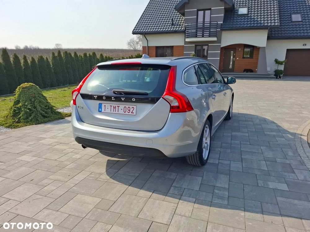 Volvo V60 D3 Edition - 14