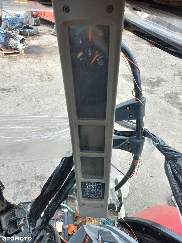 Case CVX,PUMA kabina, części kabiny,instalacja,plastiki,dach,licznik,sterowniki,komputer,wykładzina,nawiewy,tapicerka,błotniki,orbitrol,moduł jazdy gps,1190,145,170,230,150,185,270180,215,230,optum,240,340,225,130,maxxum,magnum,160,120,200, - 11