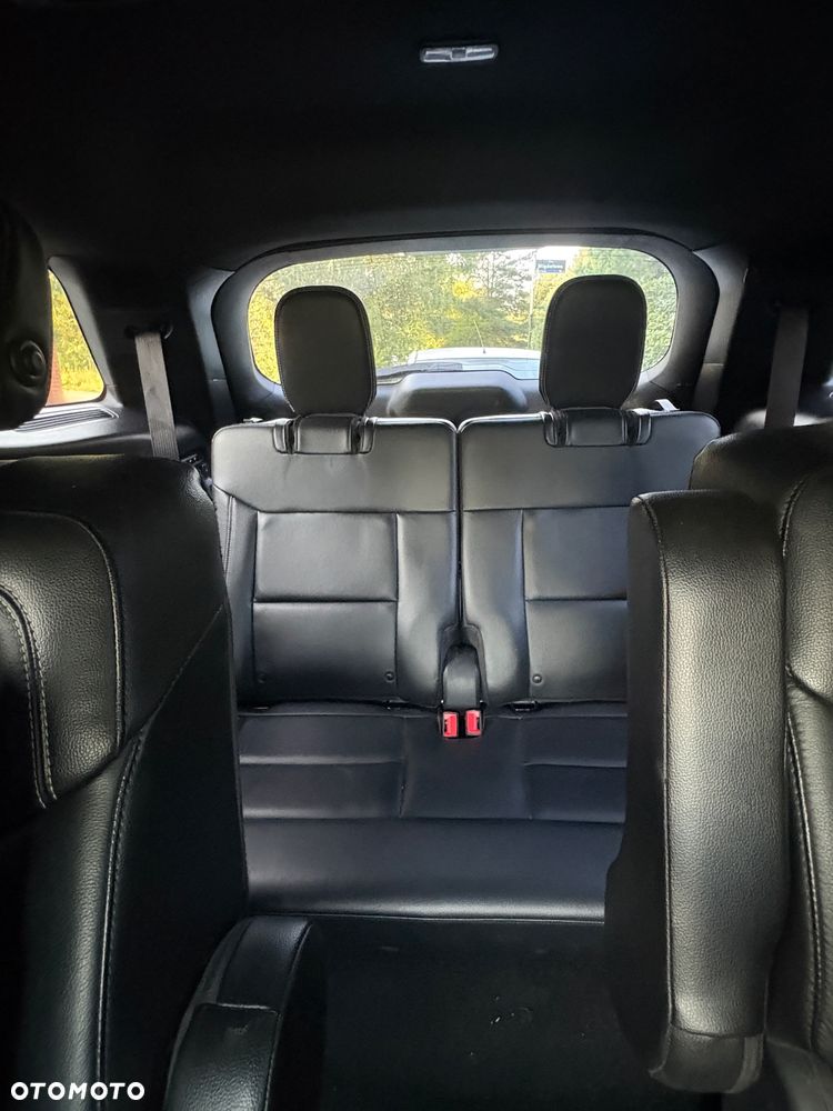 Ford Explorer - 26