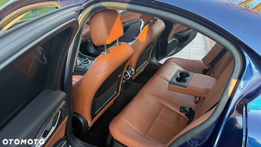 Alfa Romeo Giulia - 15
