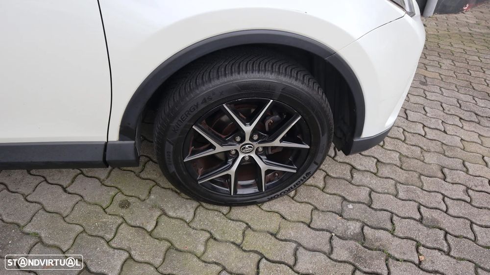 Toyota RAV4 2.0 D-4D 4x2 S&S Executive - 7