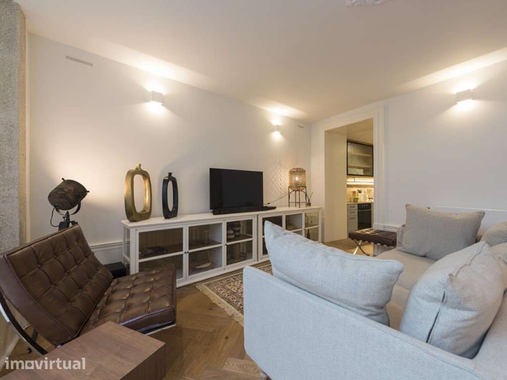 Exclusivo apartamento T2 inserido num edifício de charme na Baixa d... - Grande imagem: 4/21