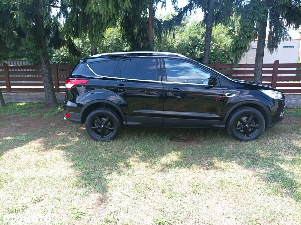 Ford Kuga 1.5 EcoBoost 2x4 Trend - 2