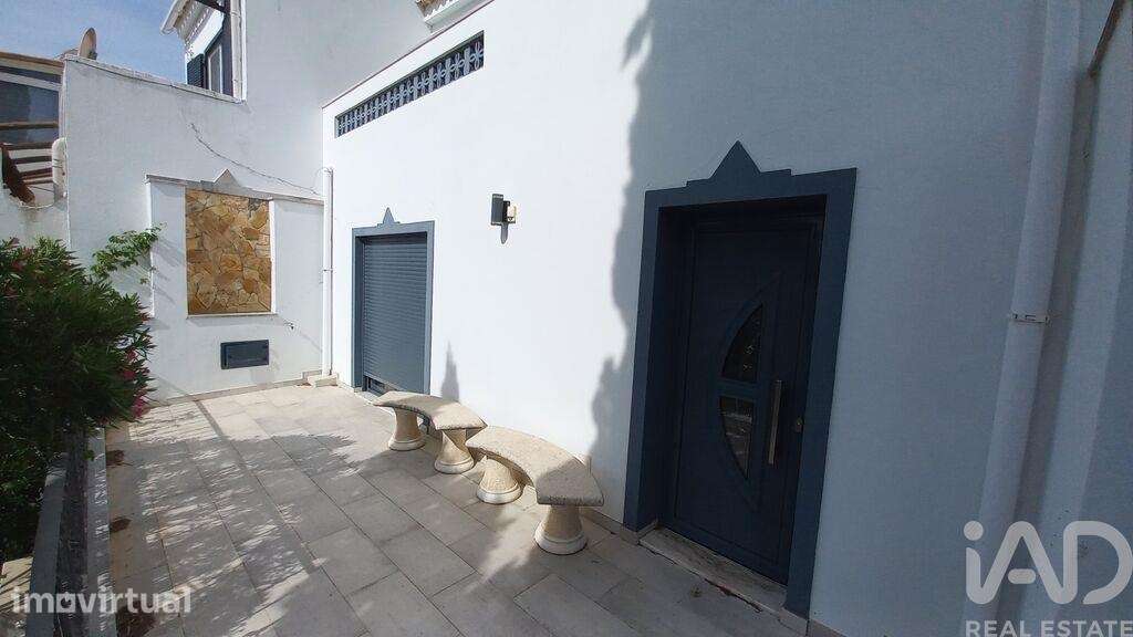 Moradia geminada T3 em Loulé (São Clemente) de 140 m2 - Grande imagem: 3/38