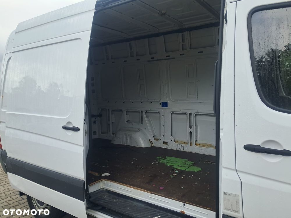Mercedes-Benz Sprinter - 6