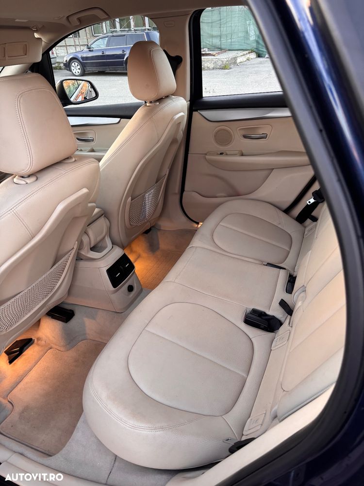 BMW Seria 2 216d Active Tourer Luxury Line - 12