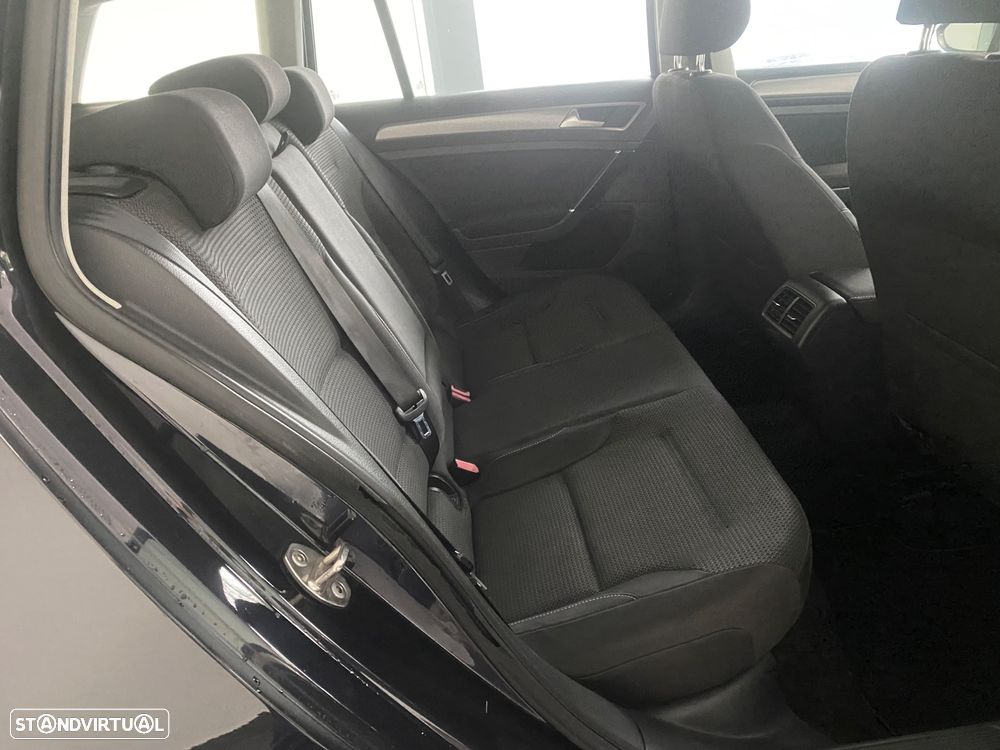 VW Golf Variant 1.6 TDi BlueMotion DSG Comfortline - 14