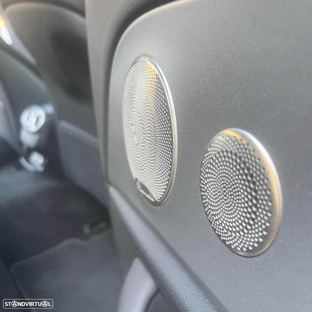 Mercedes-Benz E 300 de 4Matic 9G-TRONIC Avantgarde - 29