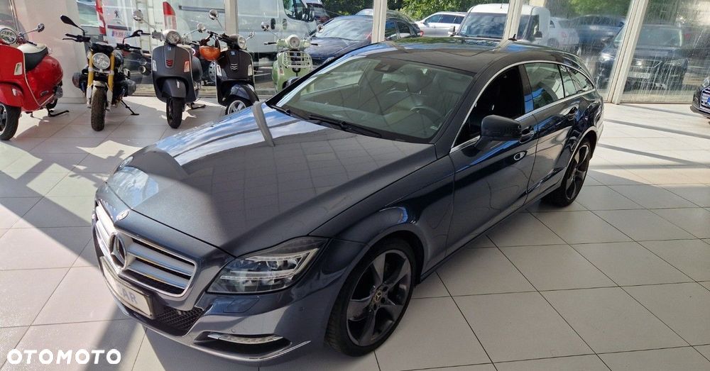 Mercedes-Benz CLS - 9