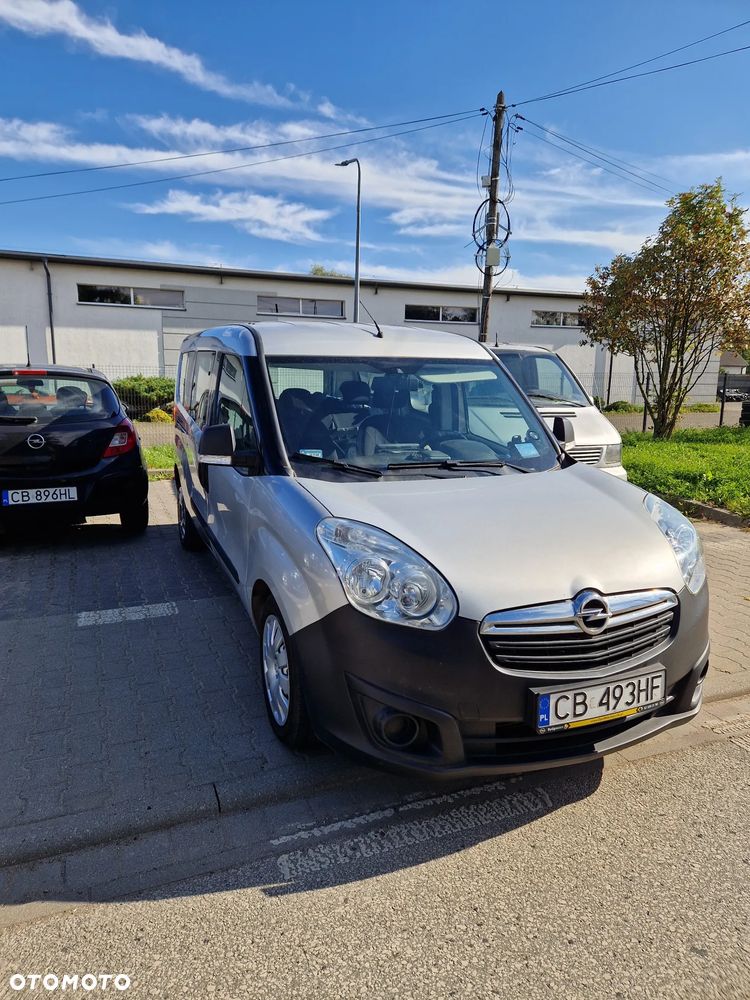Opel Combo - 12