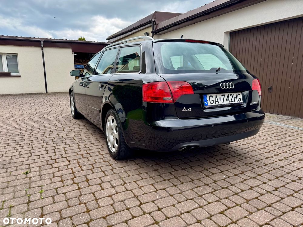 Audi A4 Avant - 6