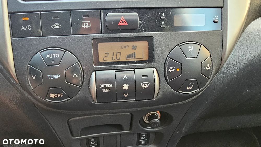 Toyota RAV4 2.0 VVT-i 4x4 - 18